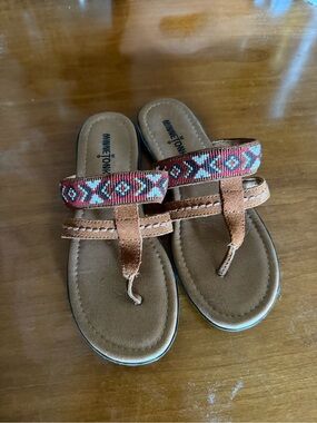 Minnetonka Barbados Brown Suede Sandals with Multicolor Beaded Strap